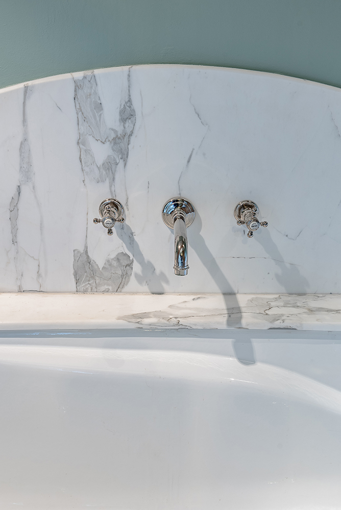 marbre blanc de carrare