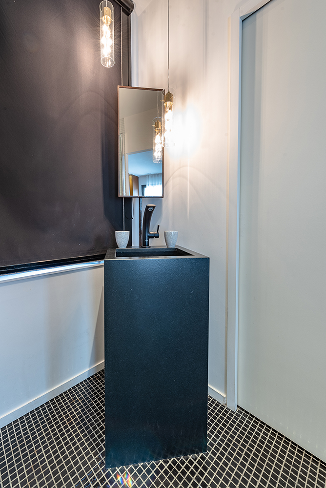 vasque totem granit noir